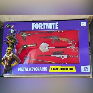 Fortnite Deluxe 6 Pack Metal Keychain Set Brand New Holiday Special Collectible.